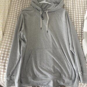 Vuori Women's Halo Oversized Hoodie